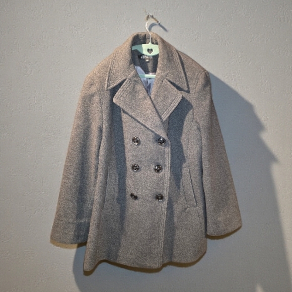 Kenneth Cole Reaction Gray Coat 2X (JAC30) - Picture 2 of 10